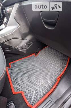 Микровэн Ford B-Max 2015 в 