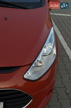 Мікровен Ford B-Max 2013 в 