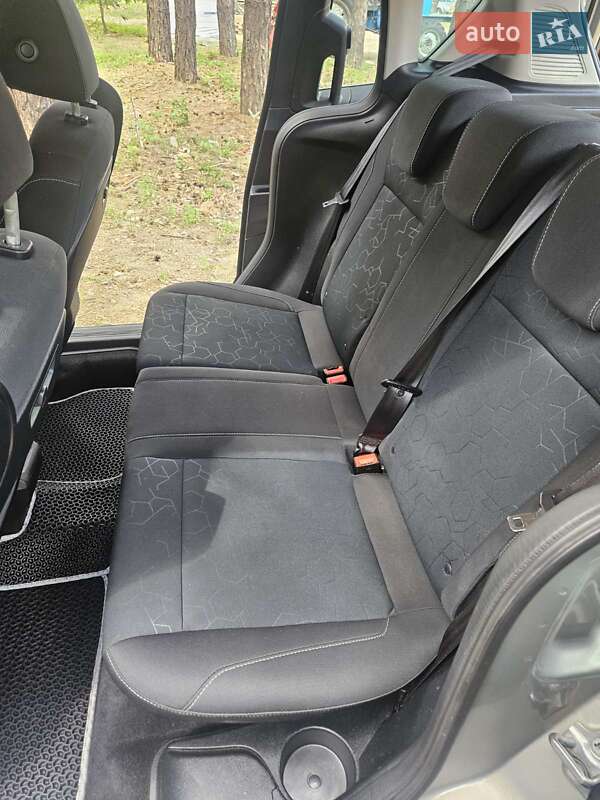 Микровэн Ford B-Max 2013 в Полтаве фото 14 Микровэн Ford B-Max 2013 в Полтаве