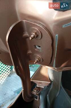 Микровэн Ford B-Max 2013 в Вольногорске