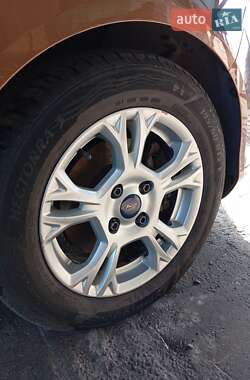 Микровэн Ford B-Max 2013 в 