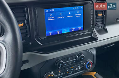 Позашляховик / Кросовер Ford Bronco 2022 в 