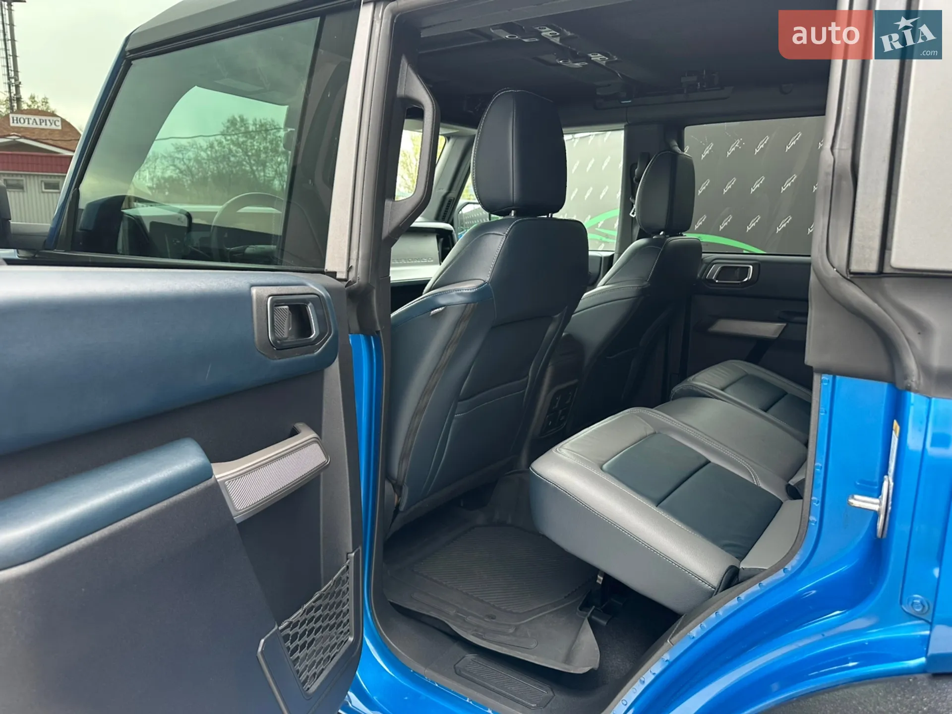 2022 Ford Bronco - мініатюра 19
