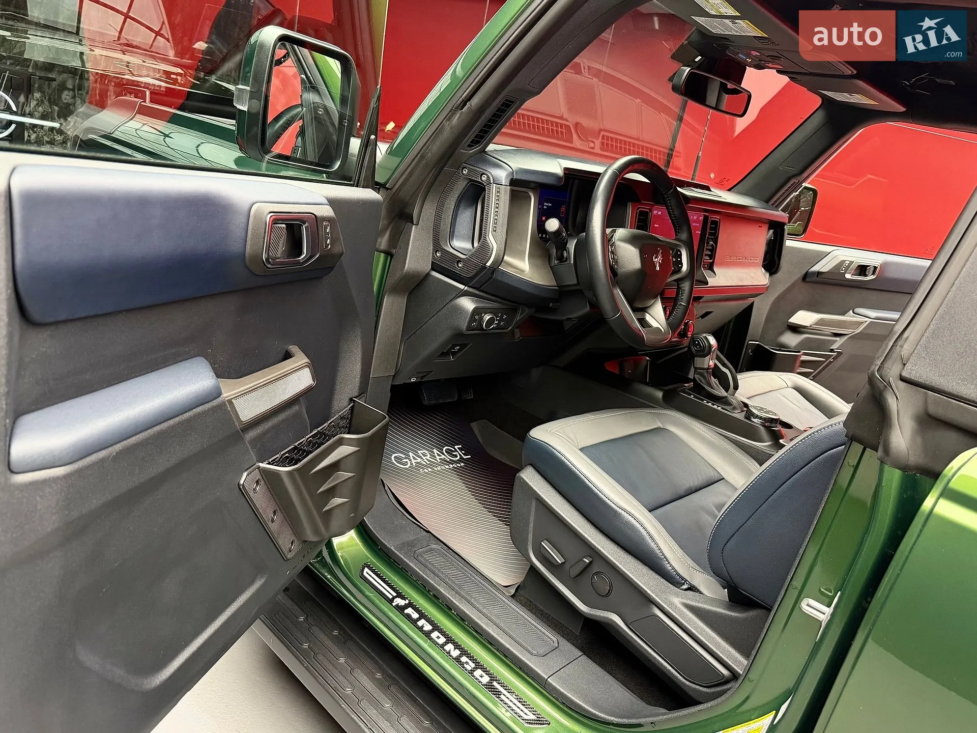 2022 Ford Bronco - мініатюра 23