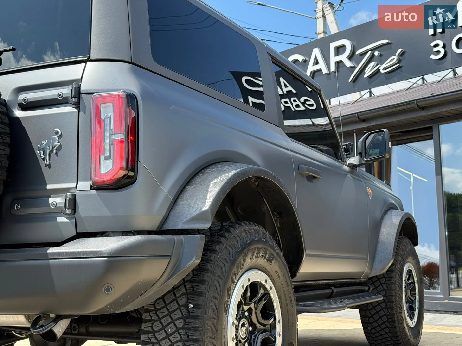 2022 Ford Bronco - мініатюра 11