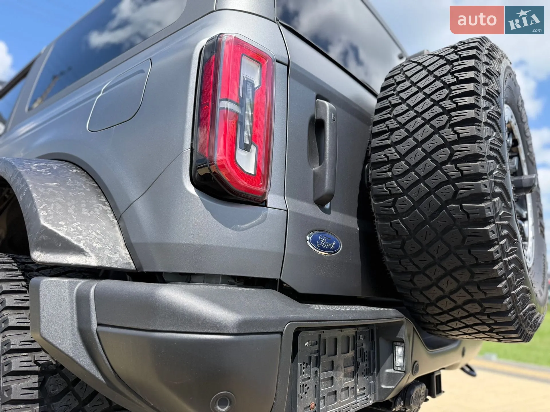 2022 Ford Bronco - мініатюра 15