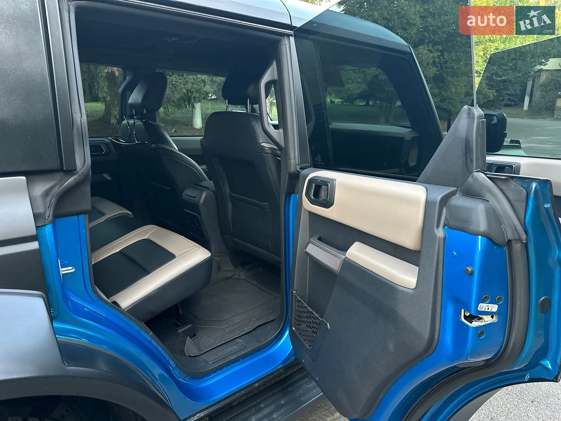 2022 Ford Bronco - мініатюра 24
