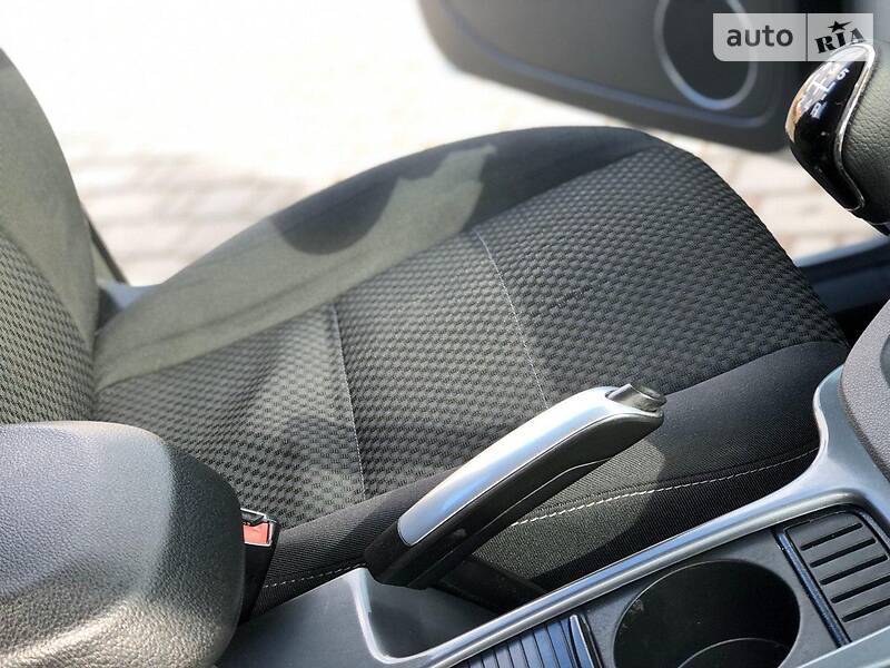 Універсал Ford C-Max 2009 в Коломиї