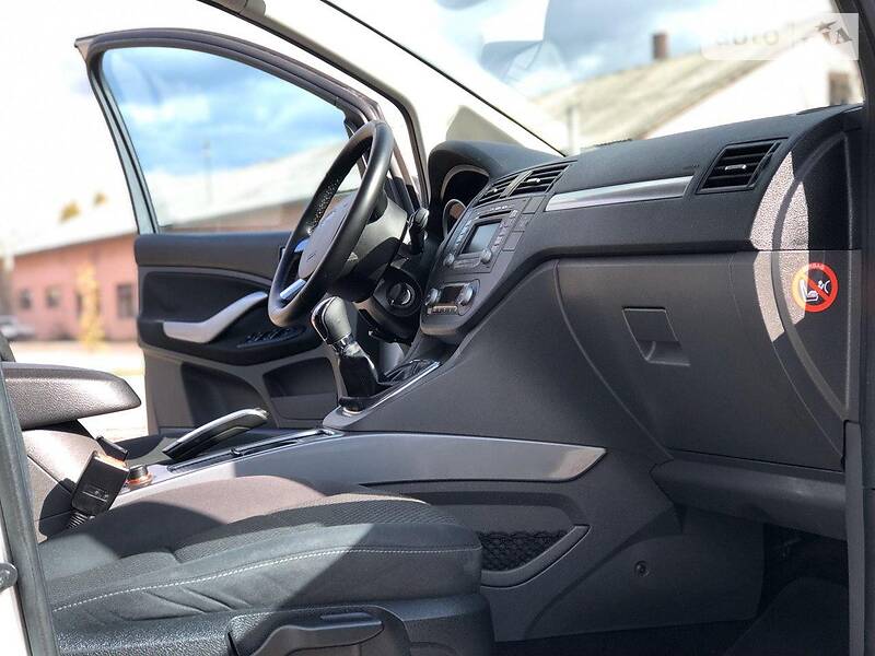 Універсал Ford C-Max 2009 в Коломиї