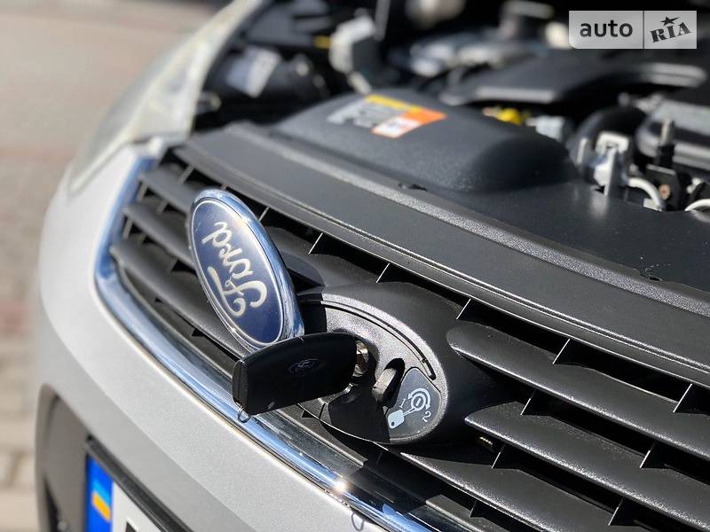 Універсал Ford C-Max 2009 в Коломиї