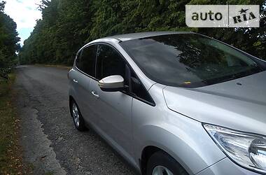 Седан Ford C-Max 2011 в 