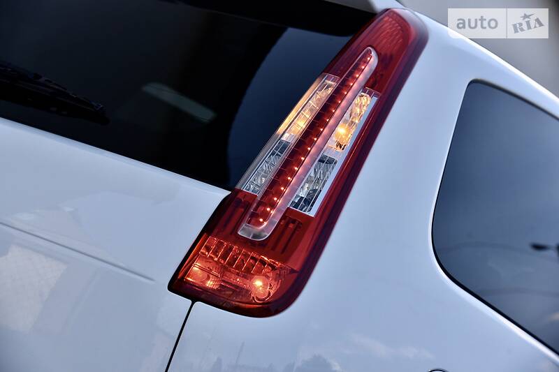 Мінівен Ford C-Max 2008 в Дрогобичі фото 64 Мінівен Ford C-Max 2008 в Дрогобичі