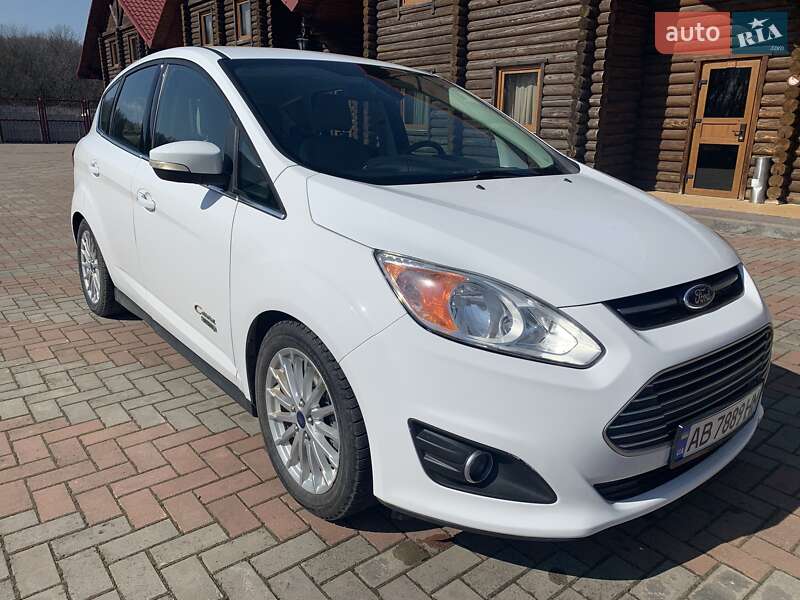Хэтчбек Ford C-Max 2013 в 