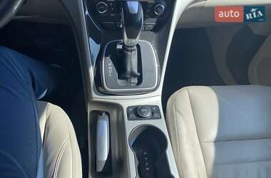 Хэтчбек Ford C-Max 2013 в 