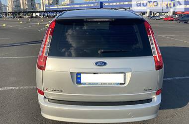Хэтчбек Ford C-Max 2010 в 