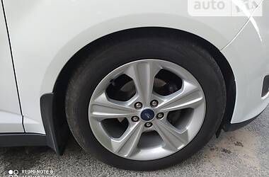 Минивэн Ford C-Max 2016 в 