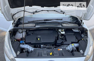Минивэн Ford C-Max 2016 в 