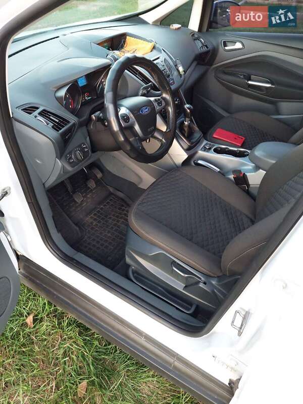 Микровэн Ford C-Max 2014 в Новгород-Северском фото 32 Микровэн Ford C-Max 2014 в Новгород-Северском