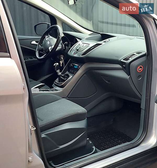 Мікровен Ford C-Max 2013 в Ужгороді