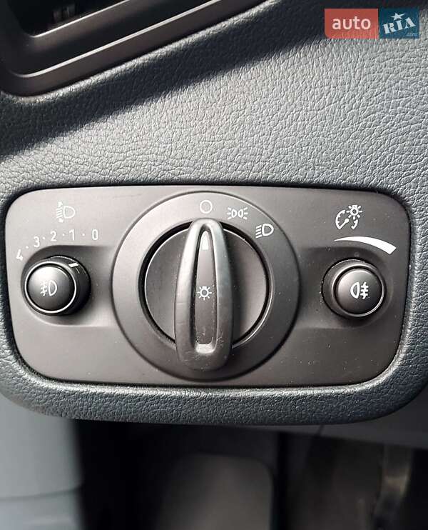Микровэн Ford C-Max 2013 в Ужгороде
