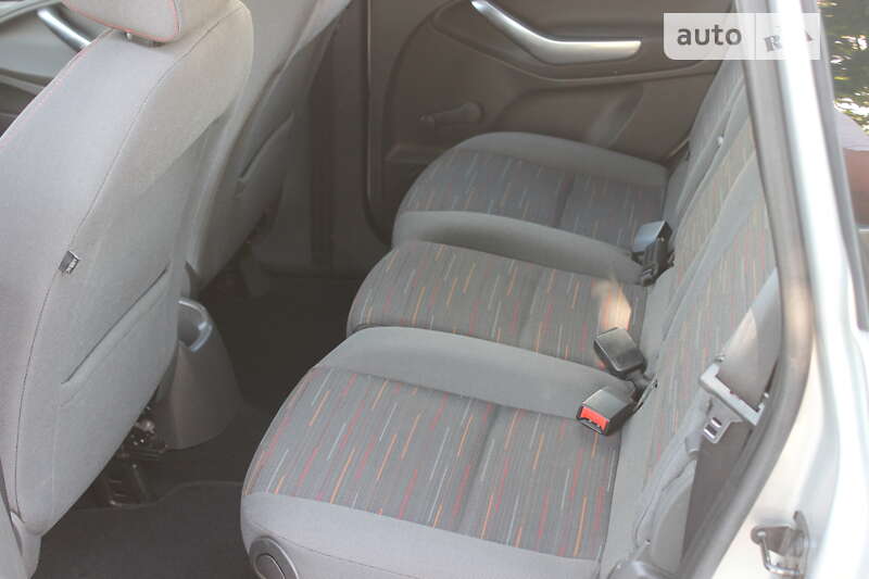 Мікровен Ford C-Max 2010 в Дніпрі