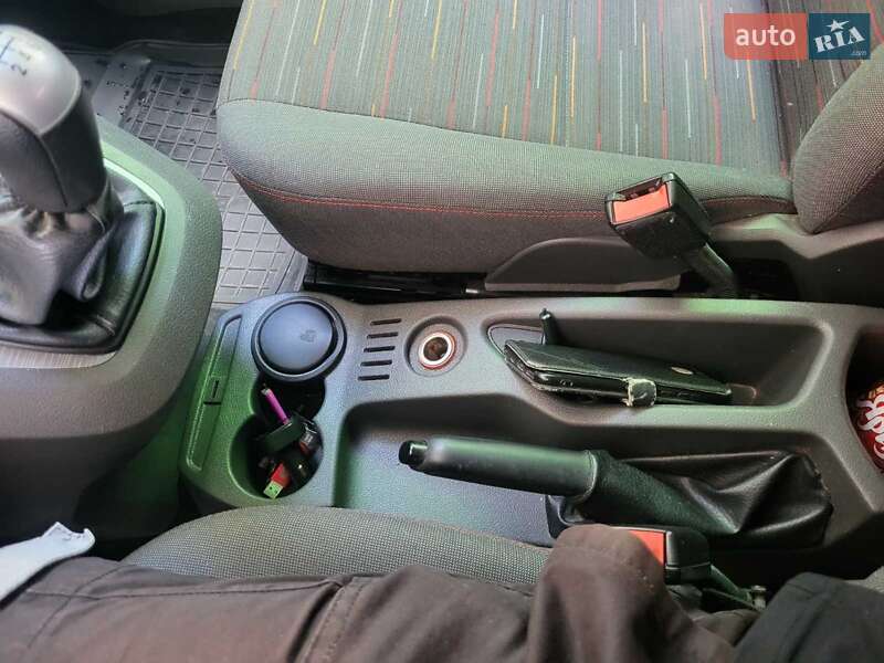 Минивэн Ford C-Max 2008 в Коростене