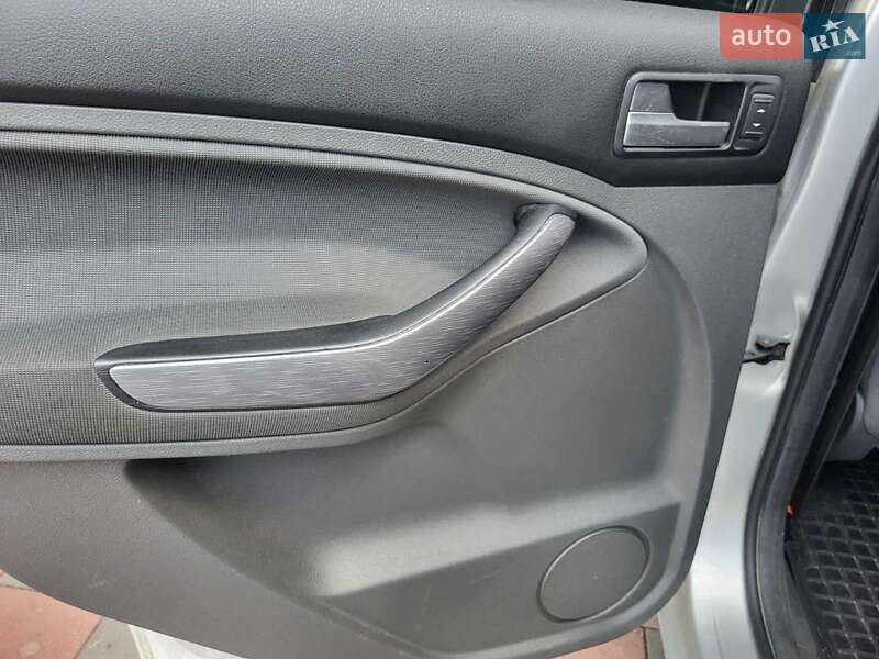 Мінівен Ford C-Max 2008 в Коростені