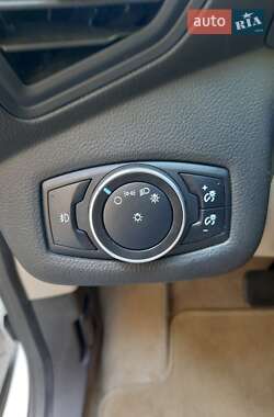Минивэн Ford C-Max 2016 в 