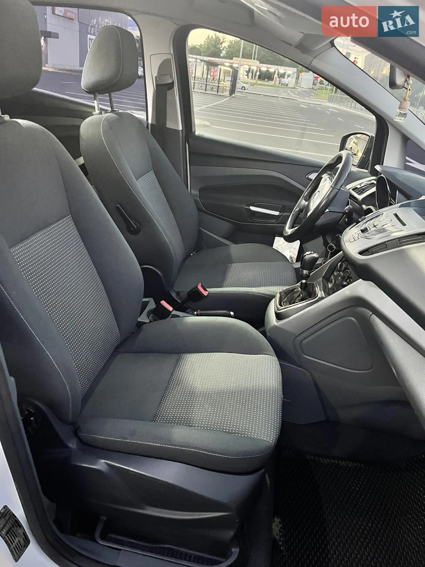 2010 Ford C-MAX - мініатюра 34
