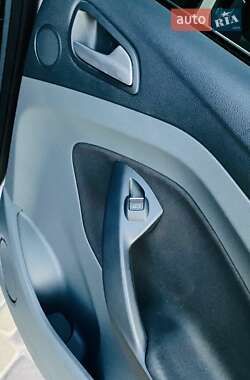 Минивэн Ford C-Max 2012 в Александрие