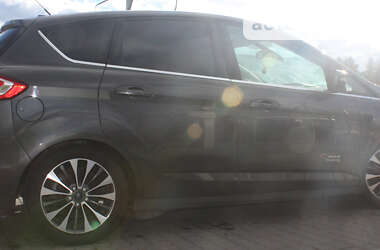 Минивэн Ford C-Max 2016 в 