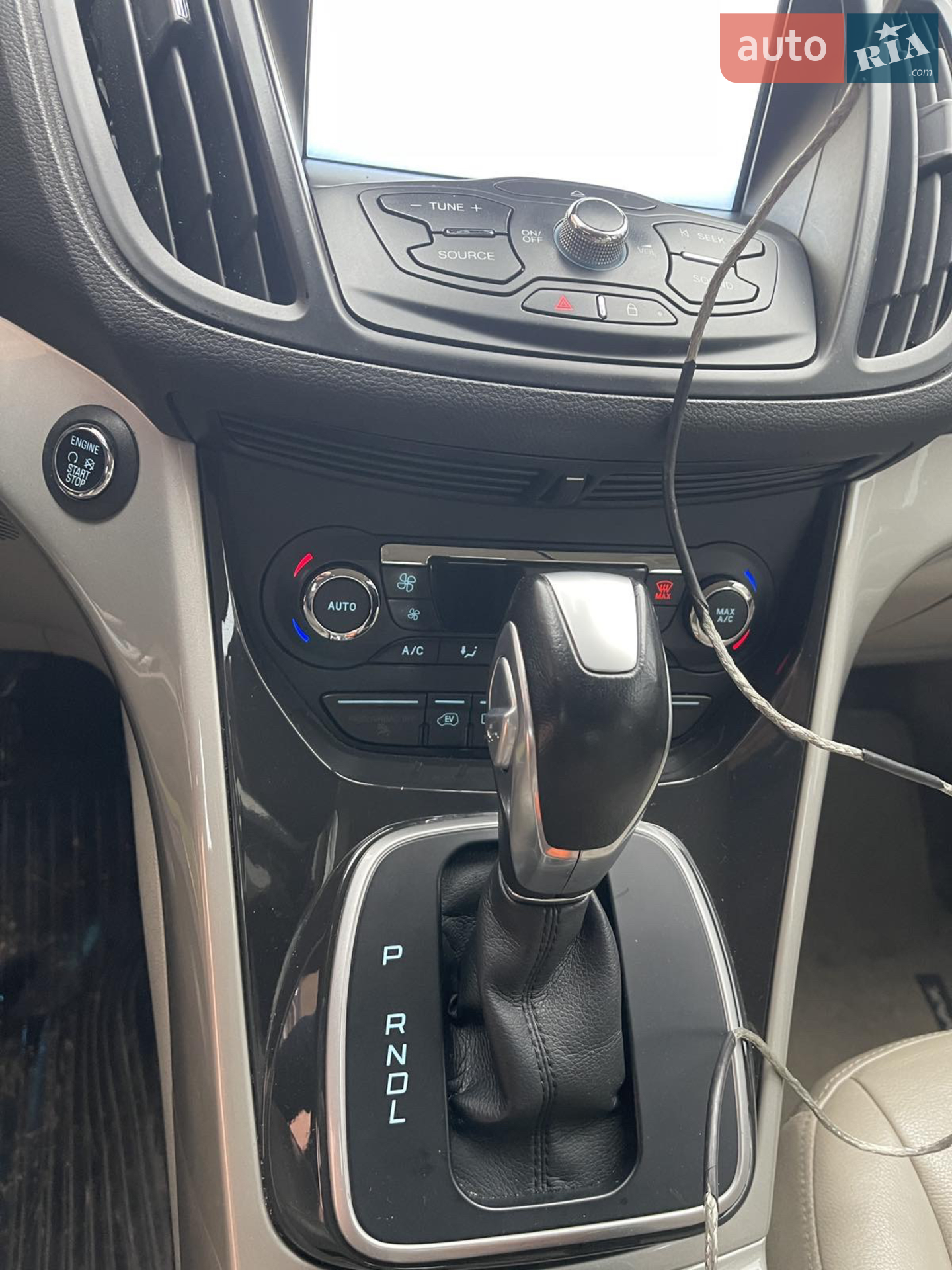 2015 Ford C-MAX - мініатюра 28