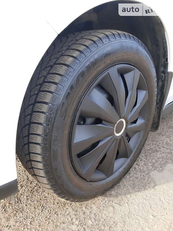 Минивэн Ford C-Max 2013 в Черкассах фото 29 Минивэн Ford C-Max 2013 в Черкассах