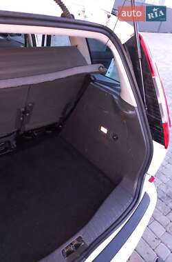 Минивэн Ford C-Max 2010 в 