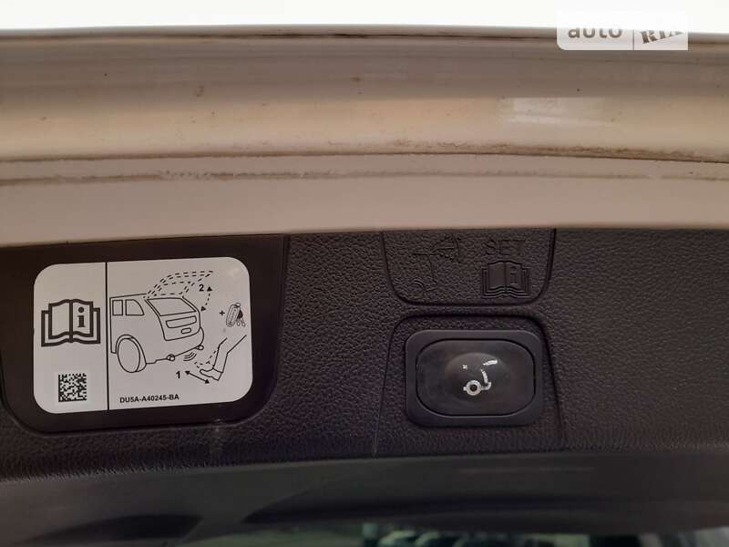 Мінівен Ford C-Max 2014 в Первомайську