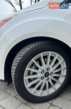 Минивэн Ford C-Max 2016 в 