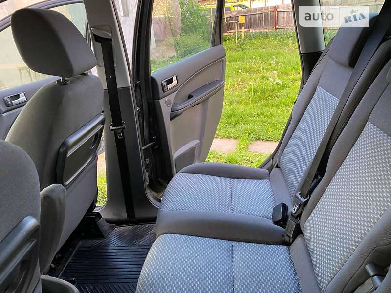 Мінівен Ford C-Max 2007 в Чернівцях