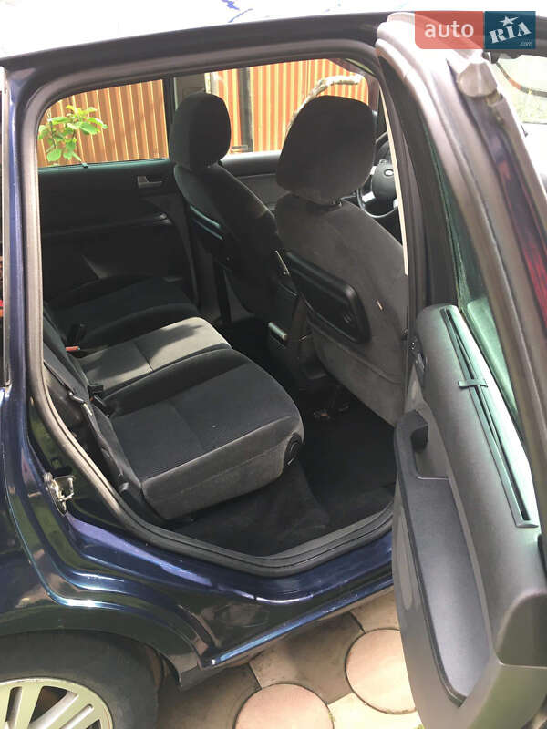 Минивэн Ford C-Max 2006 в Иршаве