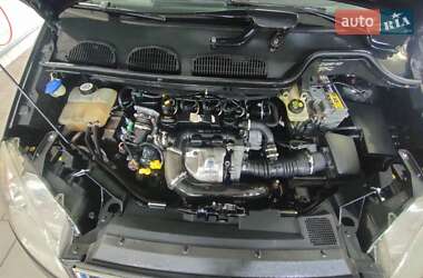 Мінівен Ford C-Max 2005 в 