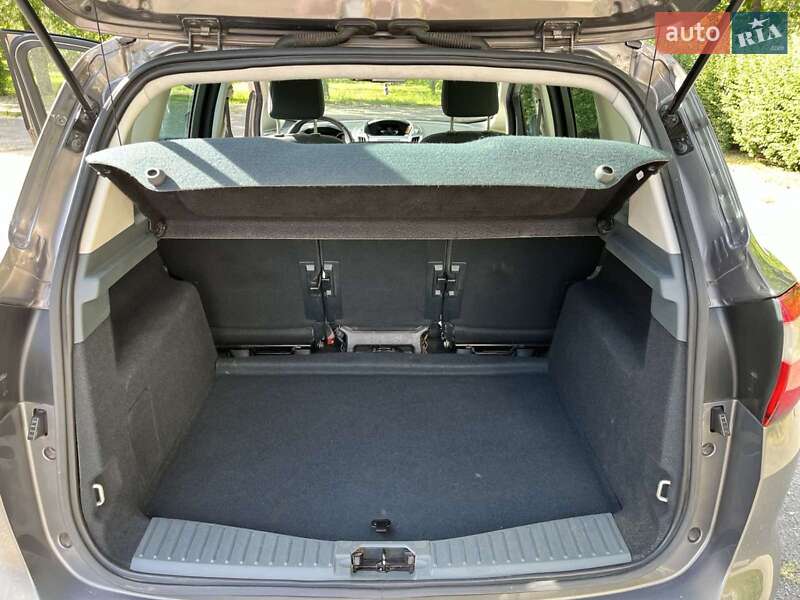 Мінівен Ford C-Max 2013 в Кам'янському