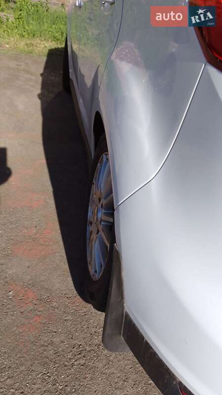 Мінівен Ford C-Max 2013 в Києві