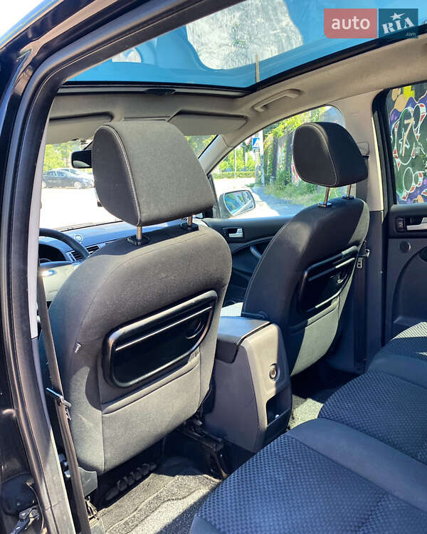 Микровэн Ford C-Max 2009 в Киверцах