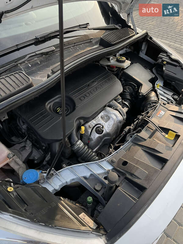 Минивэн Ford C-Max 2016 в Гайсине