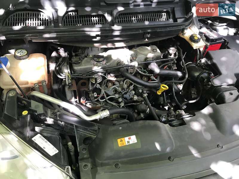 Минивэн Ford C-Max 2010 в Запорожье фото 2 Минивэн Ford C-Max 2010 в Запорожье