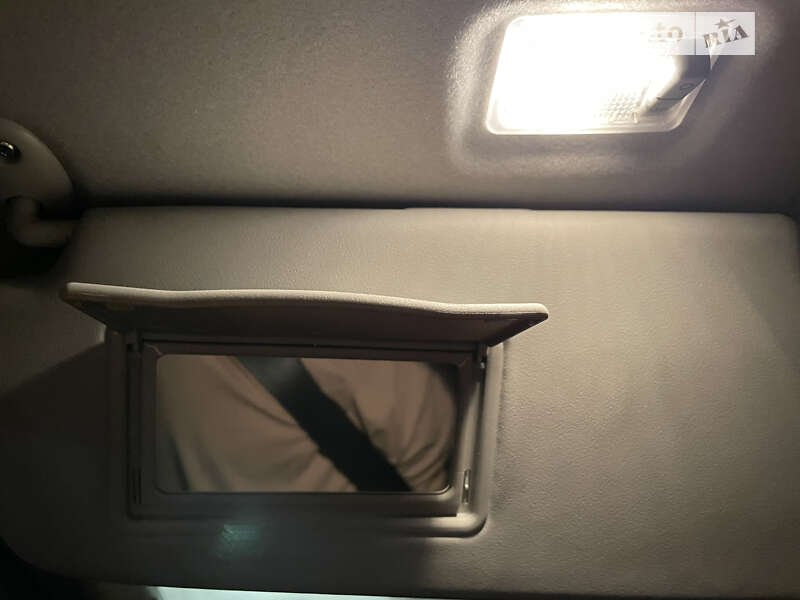 Мінівен Ford C-Max 2005 в Вінниці фото 37 Мінівен Ford C-Max 2005 в Вінниці