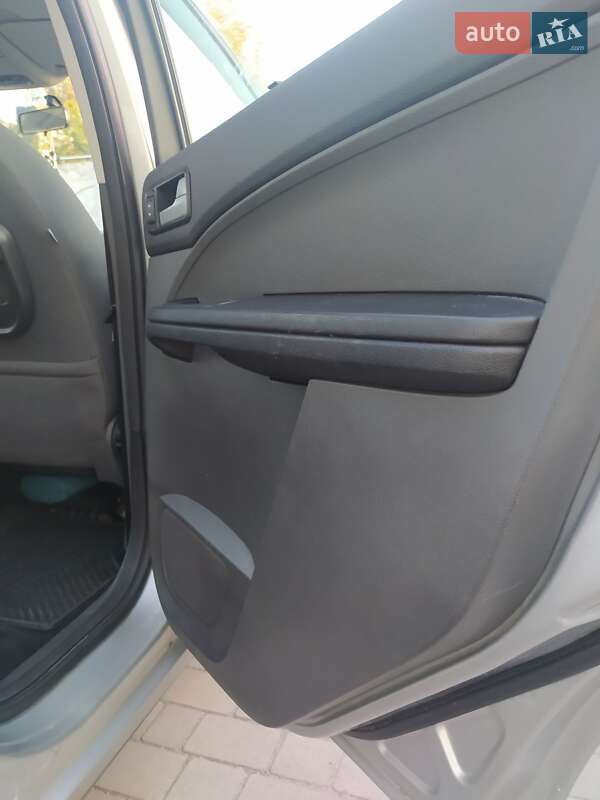 Мінівен Ford C-Max 2006 в Рівному