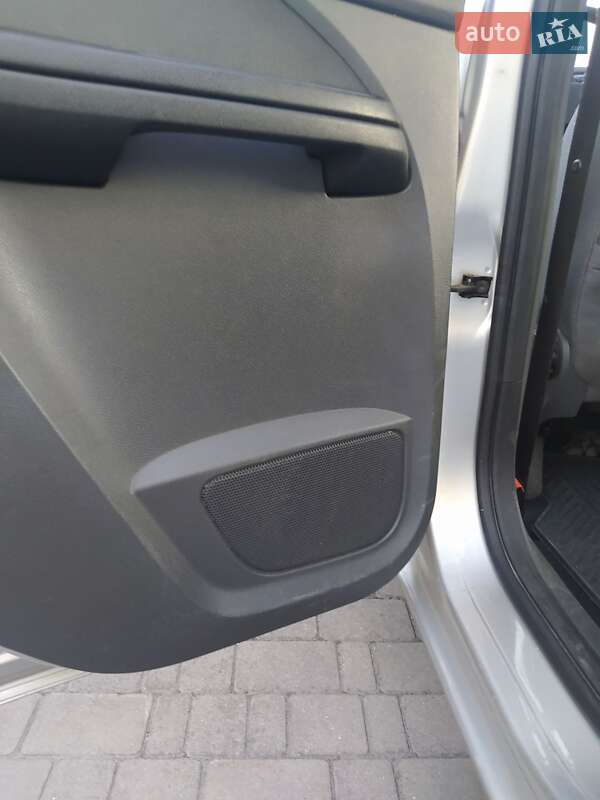 Мінівен Ford C-Max 2006 в Рівному