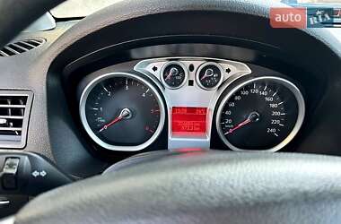 Минивэн Ford C-Max 2009 в 