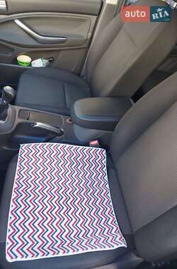 Мінівен Ford C-Max 2010 в Вижниці