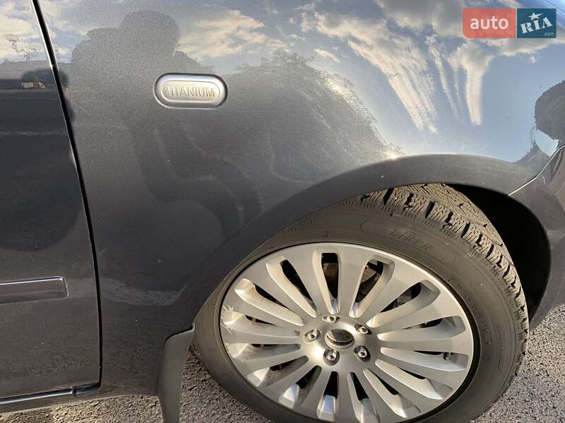 Мінівен Ford C-Max 2008 в Жовкві